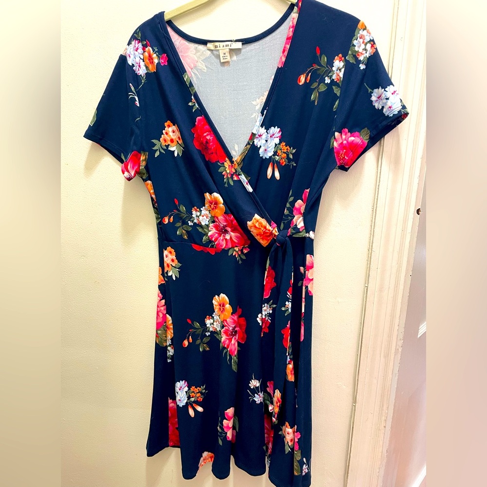 Miami navy short sleeve floral dress